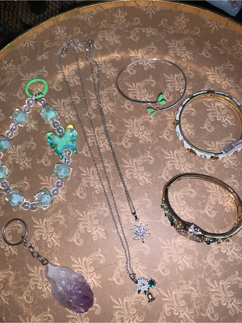ITS GIVING 🌿NATURE🍃 Jewelry Bundle! Bracelets, keychains, necklaces